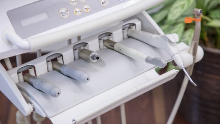 歯科器具イメージ